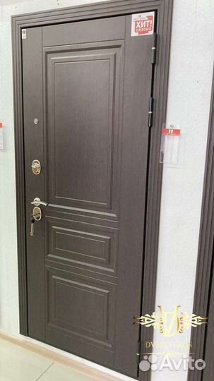 Дверь входная Моне с зеркалом