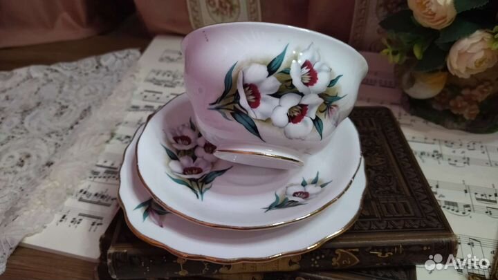 Сахарница, блюдце, тарелка Crown Royal