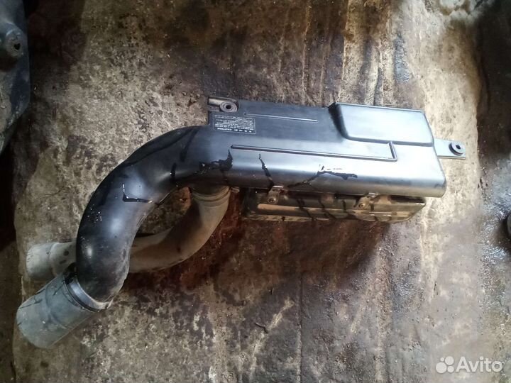 Kia spectra заборник