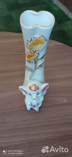 Ваза фарфоровая цветочная