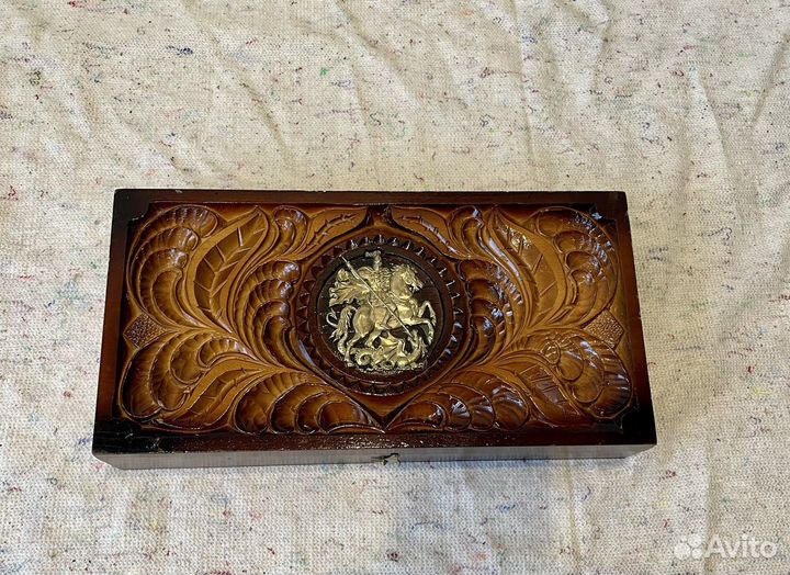 Кухонные ножи в подарочной коробке ручной работы