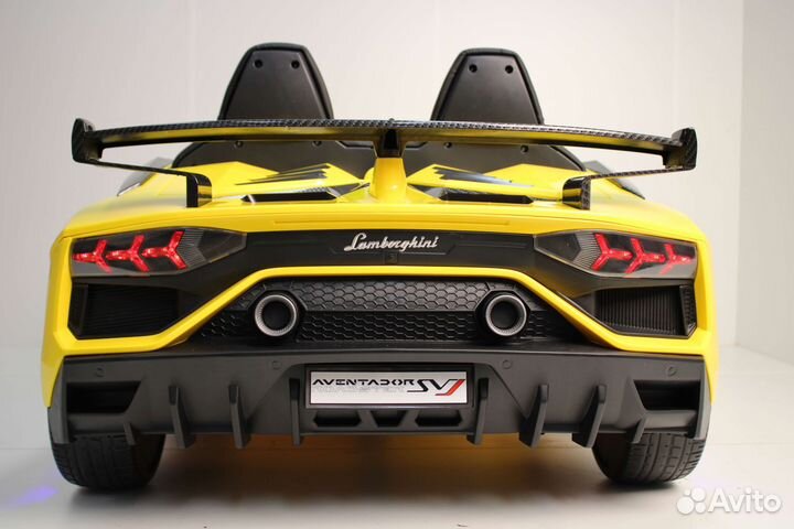 Электромобиль Lamborghini Aventador SVJ Yellow