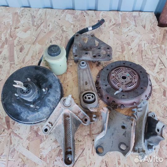 Разбор Лада Ларгус двигательК4м,кпп. И.т.д