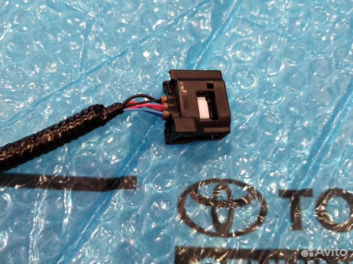 Фишка парктроника Camry 70 Оригинал 6 pin