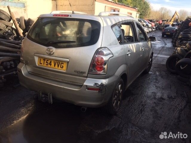 Разбор на запчасти Toyota Corolla Verso 2004-2009