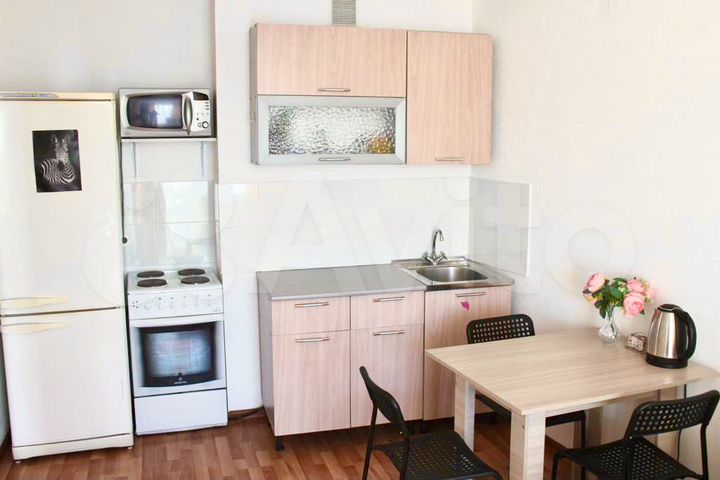 2-к. квартира, 45 м², 13/18 эт.
