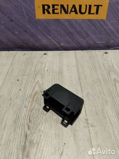 Корпус блока предохранителей реле Renault kaptur