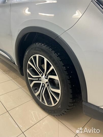 Mitsubishi Outlander 2.0 CVT, 2018, 95 000 км