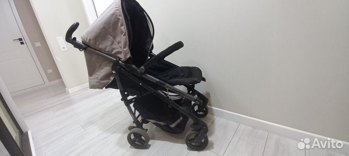 Прогулочная коляска peg perego si