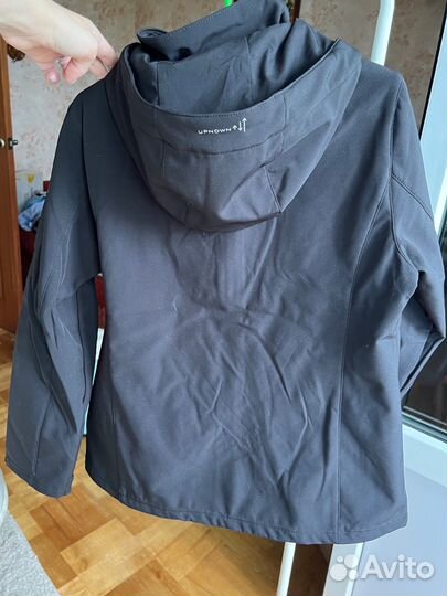 Куртка спортивная черная upndwn новая