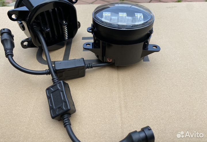 Противотуманные фары LED LADA Vesta 7 линз 70w