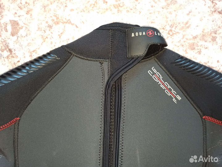 Гидрокостюм