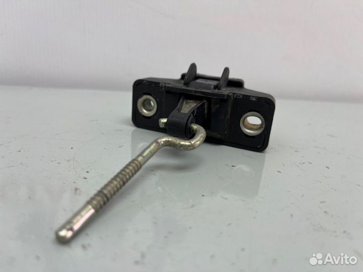 Замок багажника Renault Logan 2 K7MA812 2018