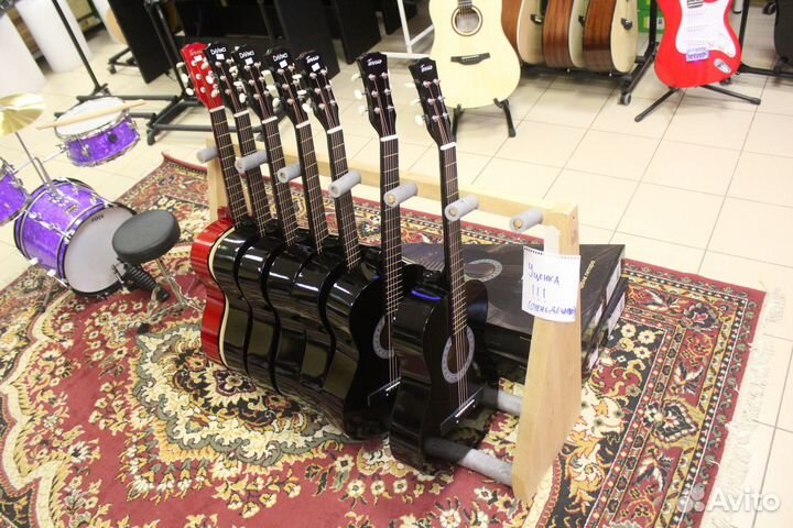 Гитара Новая