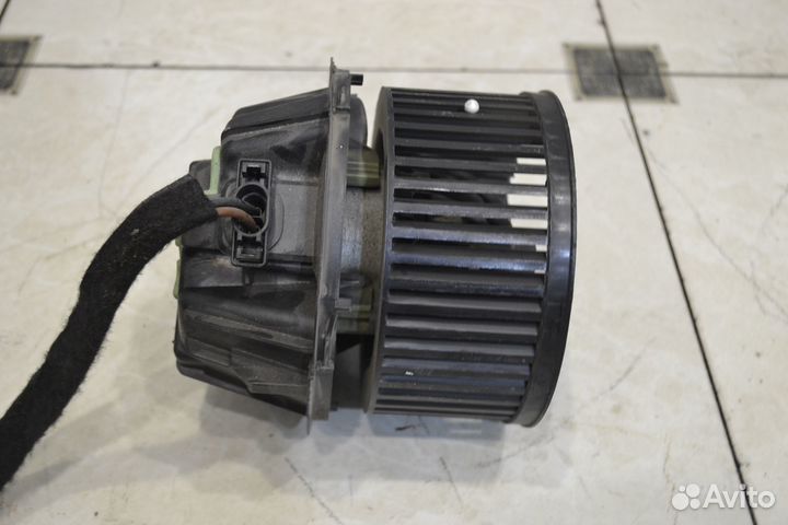 Моторчик печки Renault Duster