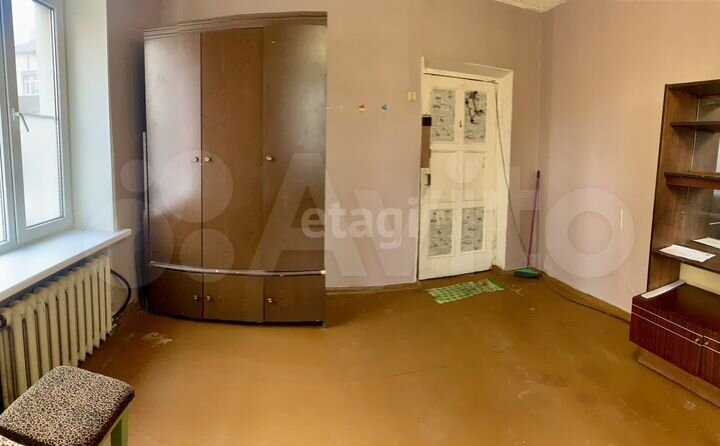 Комната 18 м² в 3-к., 1/3 эт.