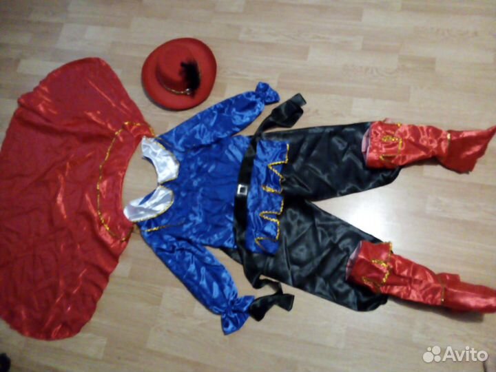 Продам костюм глашатая или кот в сапогах