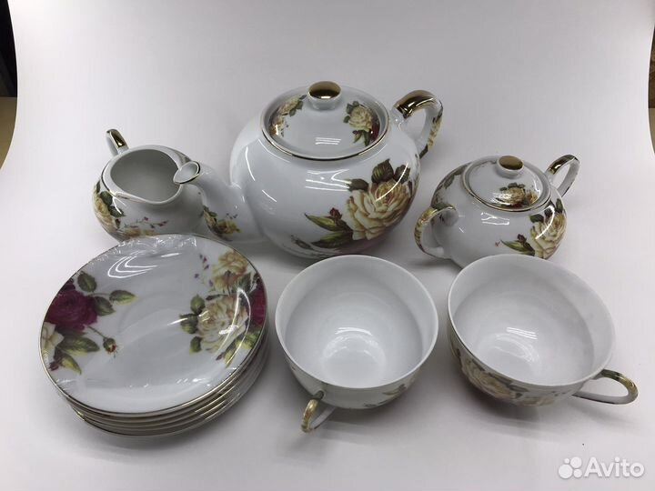 Фарфоровый сервиз