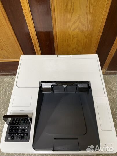 Hp m 609