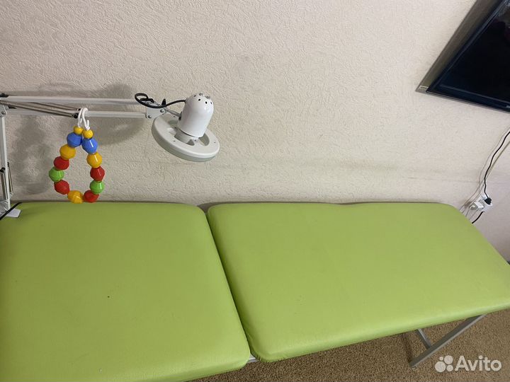 Массажный стол