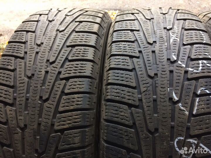 Nokian Tyres Hakkapeliitta R 235/60 R18