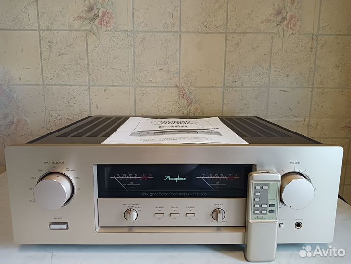 Accuphase E-306 240 вольт