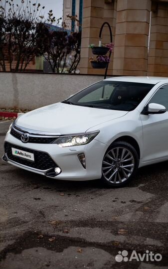 Toyota Camry 3.5 AT, 2014, 302 000 км