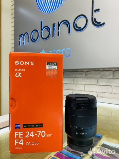 Sony Carl Zeiss Vario-Tessar T* 24-70mm F/4 ZA OSS