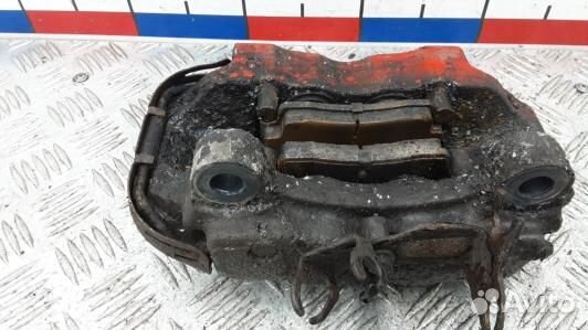 Суппорт тормозной задний левый volkswagen touareg