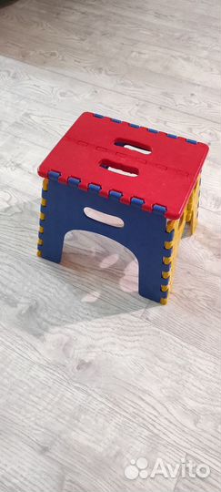 Складной стульчик