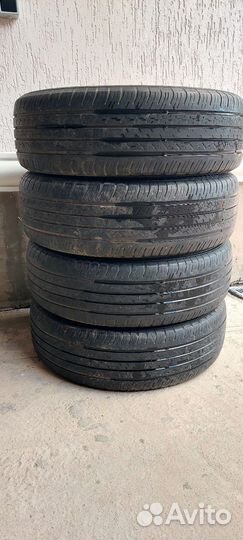 Dunlop Grandtrek ST30 225/65 R17 102H