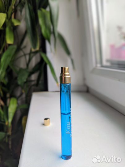 Ressourcante от Clarins освежающая вода одеколон