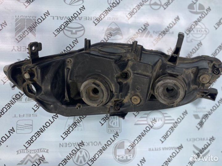 Фара правая Honda Odyssey Ii (1999–2001)