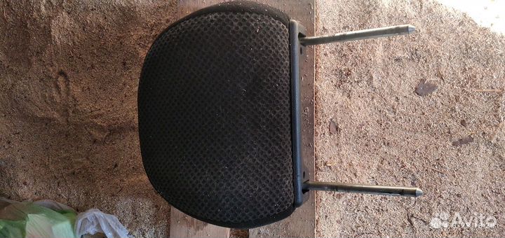 Подголовник для авто