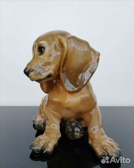 Фарфоровая статуэтка 