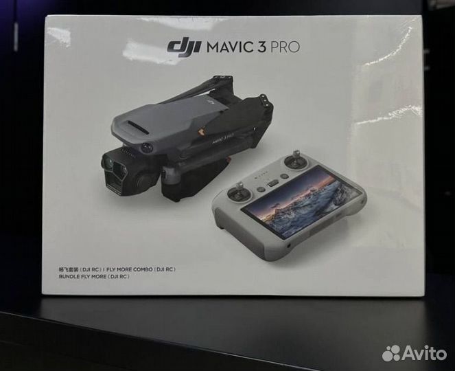 Квадрокоптер DJI Mavic 3 Pro/Fly More Combo RC