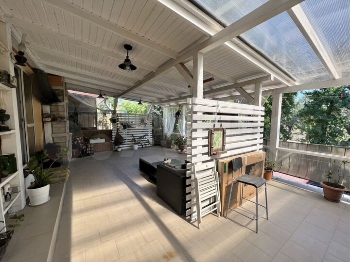 3-к. квартира, 100 м², 2/3 эт.