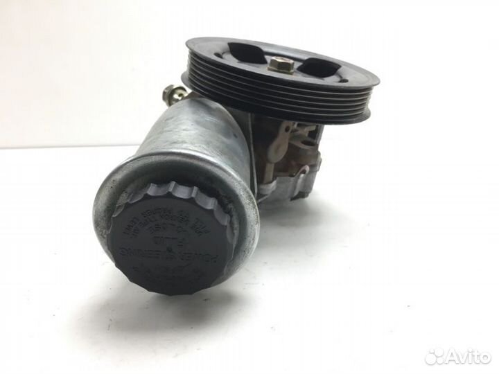 Насос гидроусилителя Toyota Brevis JCG10 1jzfse