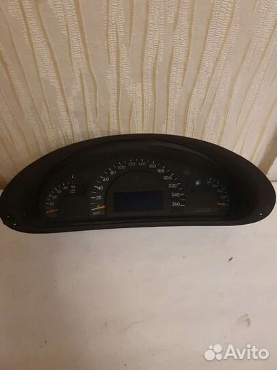 Щиток приборов Mercedes Benz w203 98-04г