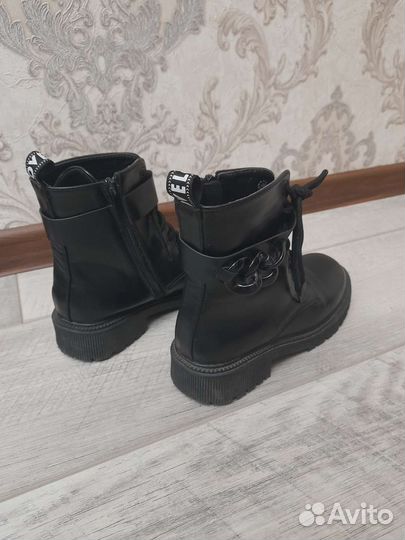 Ботинки на девочку