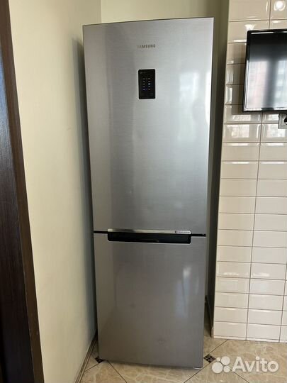 Холодильник samsung