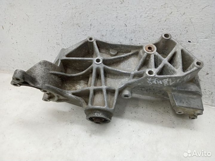 Кронштейн генератора volkswagen passat B5