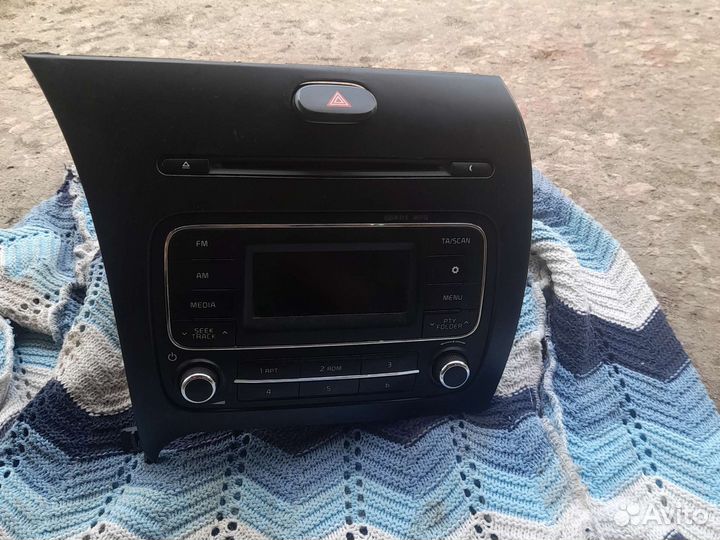 Штатная магнитола кия серата