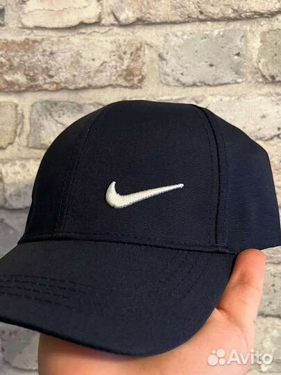 Бейсболка nike чёрная