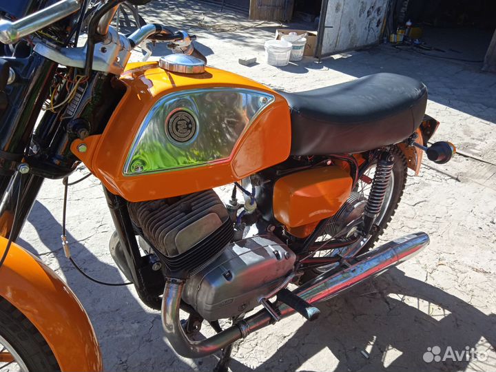 Продам мотоцикл чезет