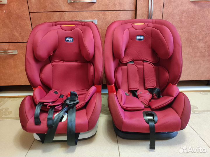 Автокресло Chicco Youniverse Red Passion