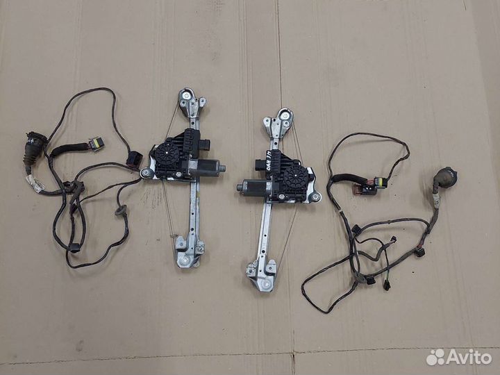 Стеклоподъемник задний Opel Astra H