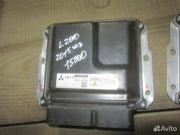Блок управления эбу mitsubishi l200 pajero sport 3