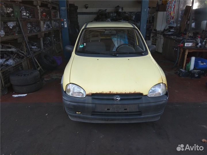 Разбор на запчасти Opel Corsa B 1993-2000