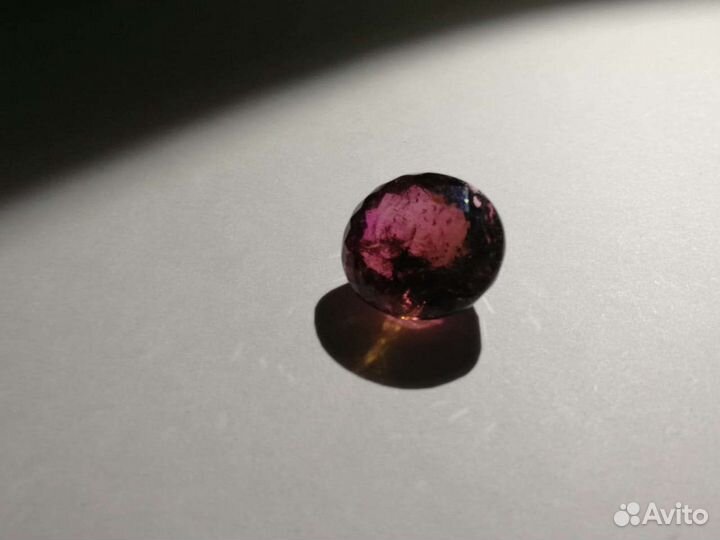 Огромный турмалин рубеллит